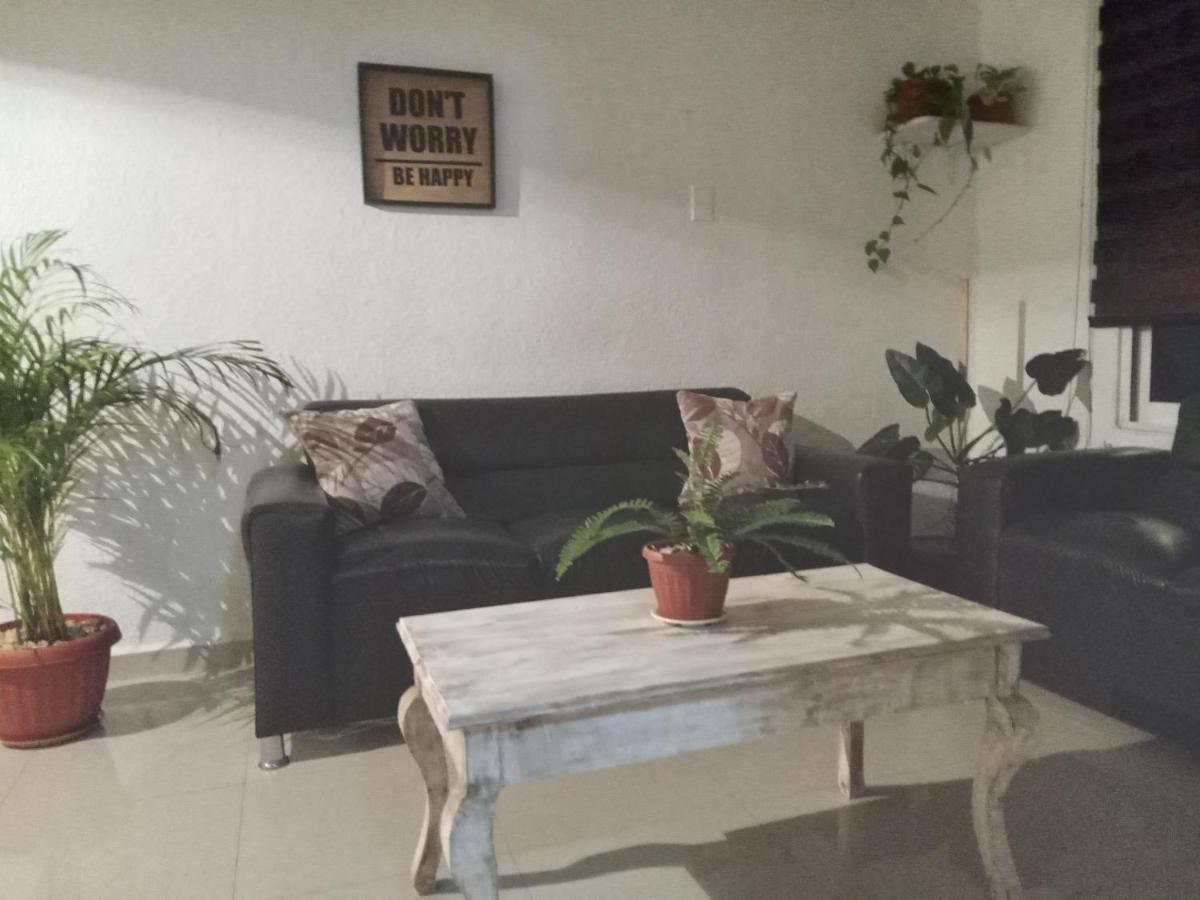 Cozy Townhouse In Great Location Apartment Cancun Exterior photo